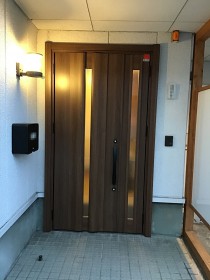 素材を変えて痛みにくく!玄関リフォーム|岩手県盛岡市
