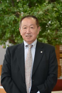 髙橋 一雄