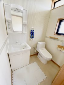 【トイレ】宮崎市 リフォーム 洋風便器・洗面化粧台取替工事
