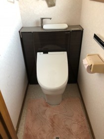 スタイリッシュ/収納一体型のトイレ/展示処分品/糟屋郡