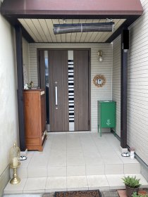 築40年お家の顔！玄関をお洒落にリフォーム！（新居浜市）