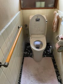 1・2階トイレ取替／田原市加治町