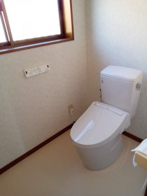 トイレ取替／田原市吉胡町