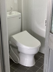 【広島市西区】外部トイレ改修工事