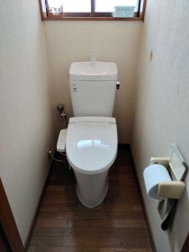 お掃除ラクラク、アメージュトイレで快適空間　八王子市I様邸