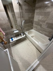 年月を重ねた水まわりを、心地よく安心できる空間へ　八王子市N