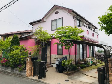 １階２階の色を変えてオリジナルの外壁塗装にリフォーム！