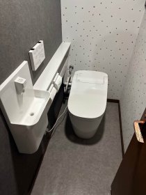 【神川町　トイレリフォーム】手洗い付きで手が洗いやすい！