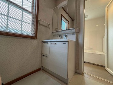 【本庄市　洗面台リフォーム】美しさと楽さが共存