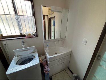 【本庄市　洗面台リフォーム】三面鏡が本当に便利！