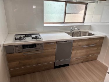 【上里町　キッチンリフォーム】とても広く綺麗になりました。