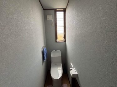 【神川町　トイレリフォーム】塗装で雰囲気が変わりました！