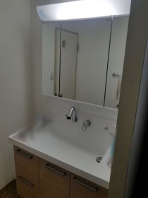 入間市　洗面台リフォーム　LIXIL　ピアラ　W900