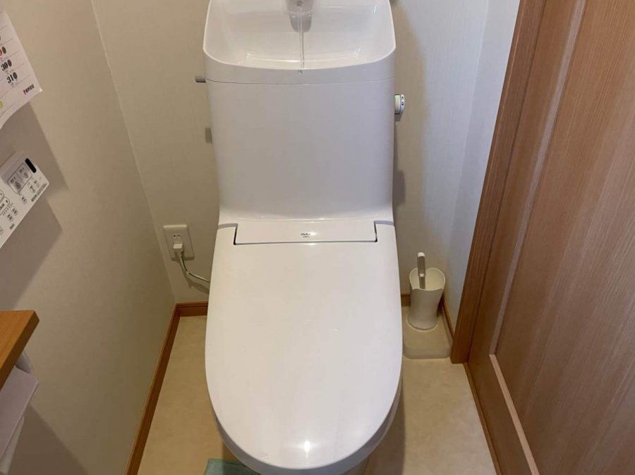 毎日のストレスを解消！トイレ交換玄関リフォーム｜岩手県北上市