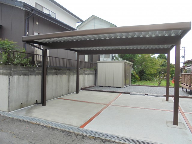 家族も嬉しい 愛車を守るカーポート設置工事 岩手県奥州市 陽だまり工房 岩手県のリフォーム 増改築専門店 家族も嬉しい 愛車を守るカーポート設置工事 岩手県奥州市 陽だまり工房 岩手県のリフォーム 増改築専門店