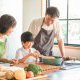 【夏休みは親子で料理！】安全・快適・思い出つくれるキッチンリフォーム