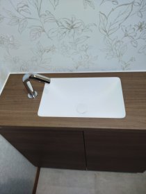 ベッセル式洗面器カウンターでスタイリッシュに｜浜松市