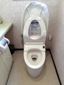 シンプルなトイレ交換工事｜浜松市天竜区