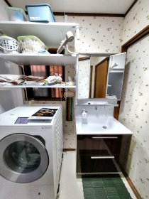 スマートな洗面台へ変身！洗面室リフォーム｜浜松市浜名区