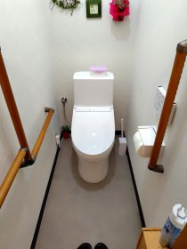 内装も紙巻き器も新しく✨トイレリフォーム｜浜松市浜名区