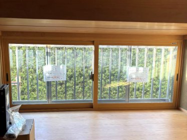足元の冷え対策に！地窓へ内窓設置｜浜松市浜名区
