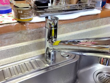 浄水器付き！使いやすい台所水栓へ交換｜浜松市中央区