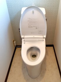 長年使用した築32年のトイレ交換｜浜松市浜名区