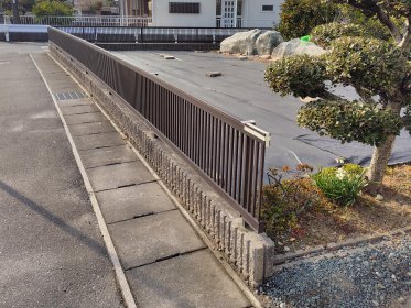 曲がったフェンスを復活！フェンス工事｜浜松市中央区