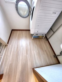 床の剥がれを解消！床貼り替え工事｜浜松市浜名区