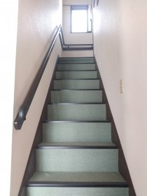 石巻市　安全に暮らすための階段リフォーム