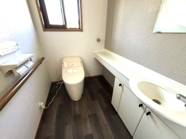 タンクレスですっきり広々空間♪トイレリフォーム/白河市