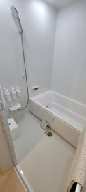 衛生的で明るい浴室＆洗面台に｜宮崎市