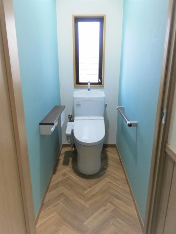 トイレ 宮崎市 リフォーム 洋風便器取替 床 壁張替工事 宮崎市リフォーム 増改築専門店えさか トイレ 宮崎市 リフォーム 洋風便器取替 床 壁張替工事 宮崎市リフォーム 増改築専門店えさか