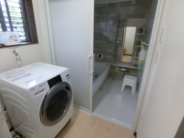 茨城県下妻市　水廻り、外壁、玄関リフォーム工事