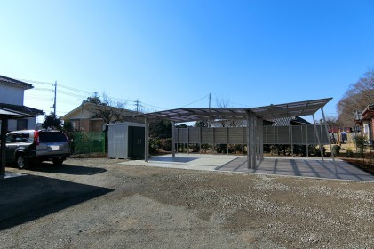 桜川市の外構工事「スッキリした車庫」